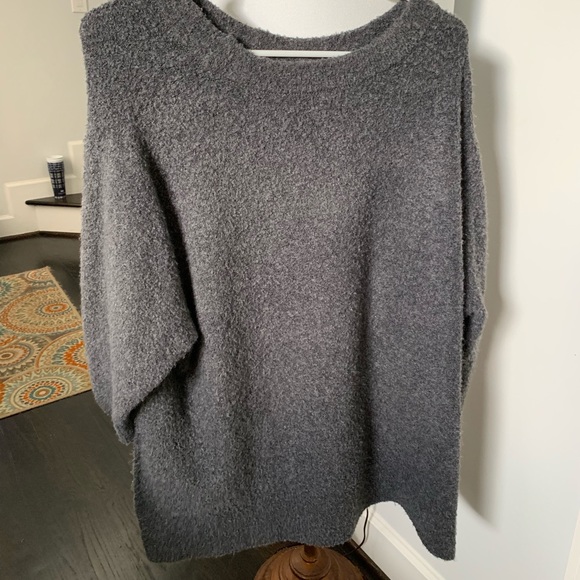 Soft Grey Longsleeve - Picture 1 of 2